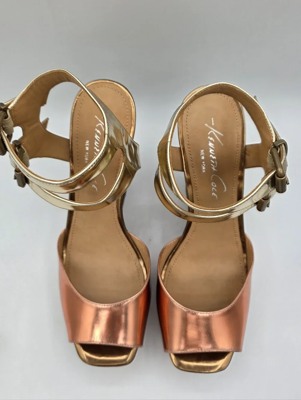 Kenneth‎ Cole Metallic Platform Wedge Sandals Gold Copper Leather 9